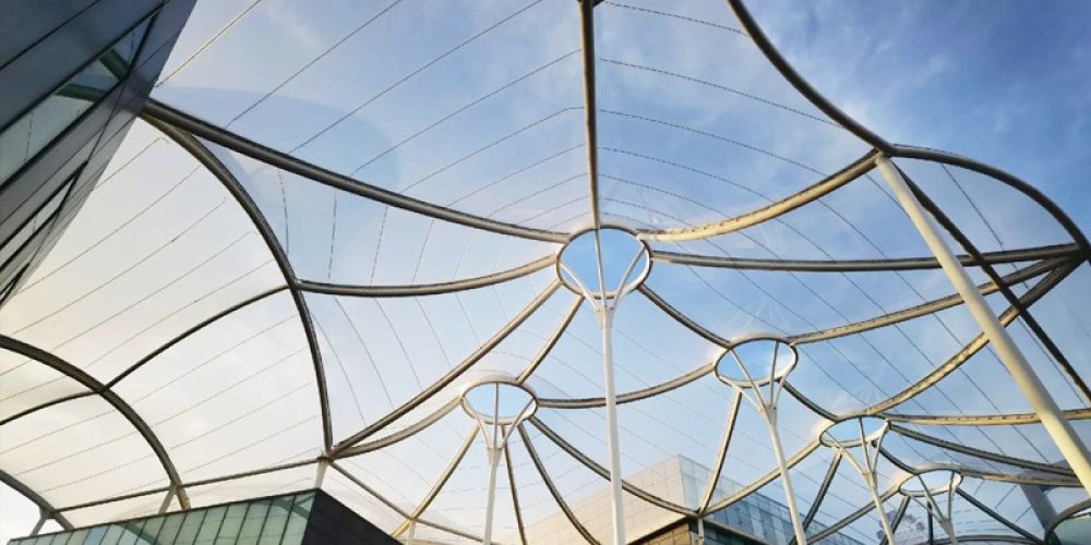 What are the characteristics of ETFE membrane materials